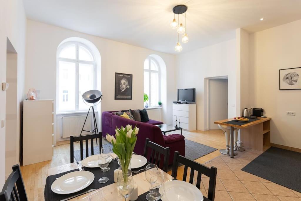 Charming & Authentic Vienna Flat - Central Located Apartment Ngoại thất bức ảnh