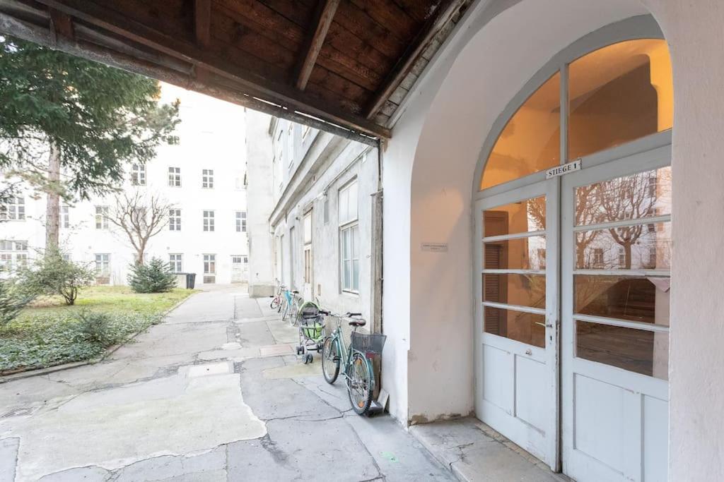Charming & Authentic Vienna Flat - Central Located Apartment Ngoại thất bức ảnh